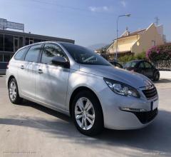 Auto - Peugeot 308 bluehdi 100 s&s sw active