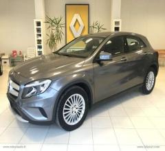 Auto - Mercedes-benz gla 200 d business extra