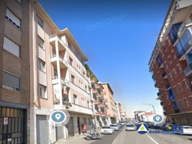 Negozio - c.so casale n. 86