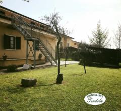Villetta indipendente con giardino