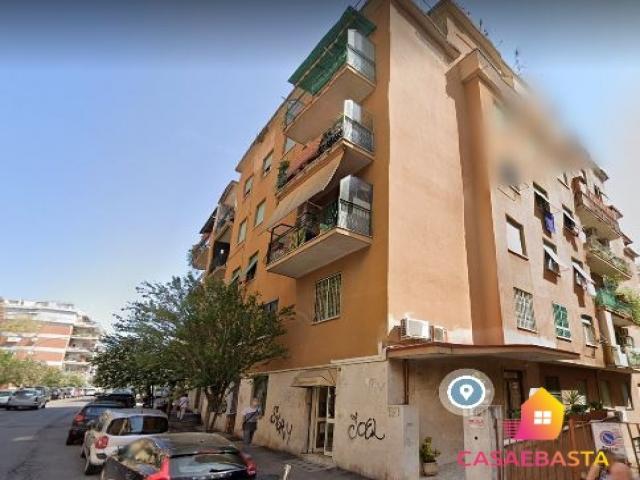 Appartamento - via graziano, 18 Case - Appartamento - via graziano, 18