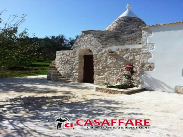 Puglia - ceglie massapica - trullo completamente ristrutturato con uliveto per c.a. 19.000 mq