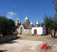 Case - San michele salentino, trullo con lamia in ottimo stato