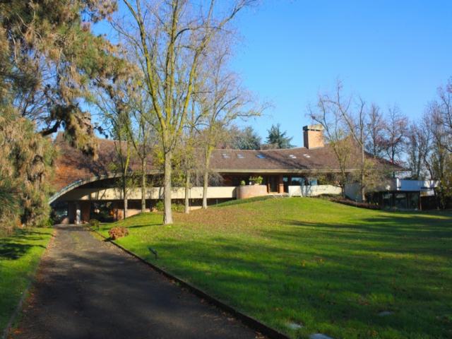 Case - Villa con piscina alle porte di milano