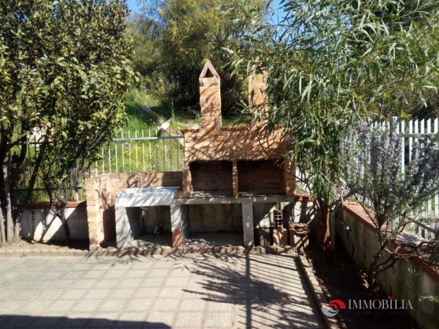 Appartamenti in Vendita - Casa vacanze e palizzi marina