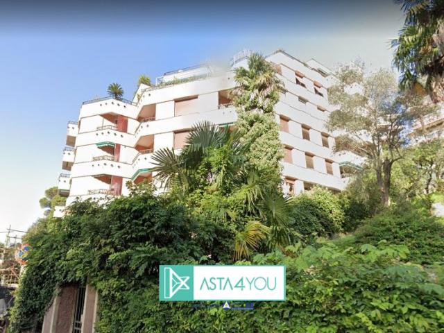 Case - Appartamento all'asta in via  enrico  pietrafaccia 11, rapallo (ge)