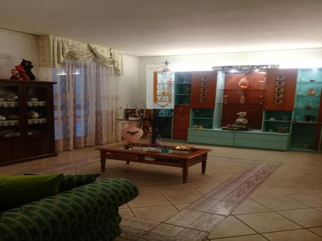 Appartamenti in Vendita - Villa bifamiliare in vendita a corato via vecchia molfetta