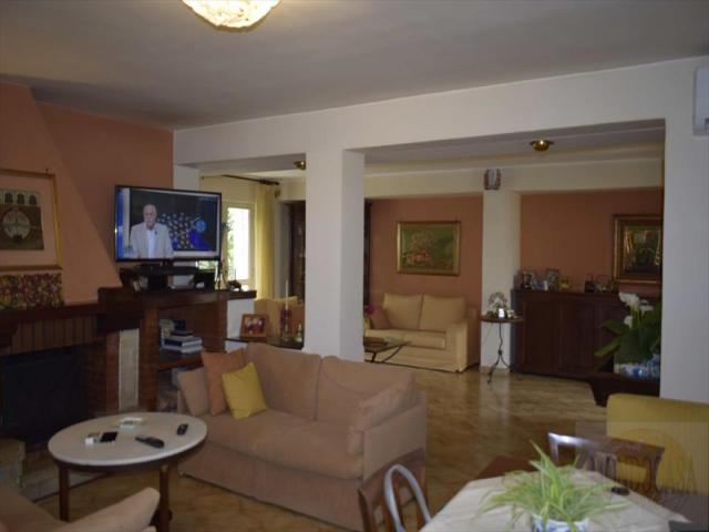 Appartamenti in Vendita - Villa in vendita a acerra via vanvitelli 3