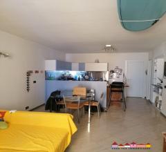 Case - Carrara centro bell'appartamento finemente ristrutturato