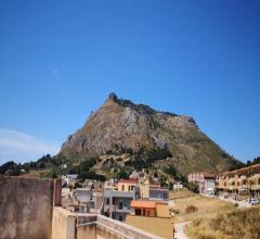 Appartamenti in Vendita - Quadrilocale a valderice