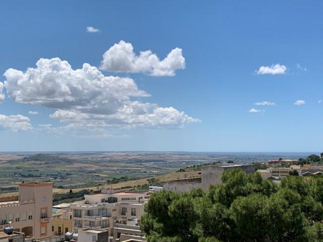 Appartamenti in Vendita - Quadrilocale a valderice