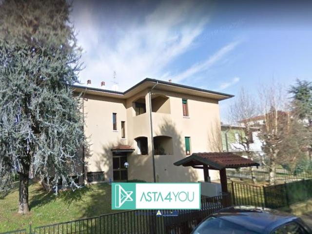 Case - Appartamento all'asta in via petrarca 16/18, cornate d'adda (mi)