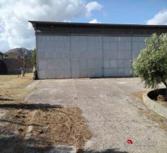 Appartamenti in Vendita - Caponnone con annesso terreno agricolo