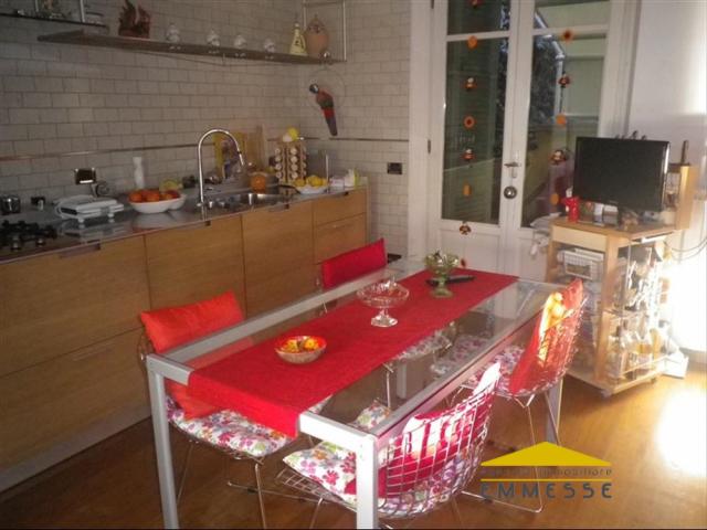 Case - Casa con giardino in vendita a massa