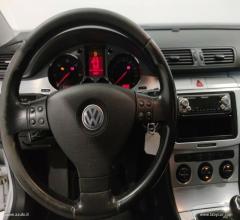 Auto - Volkswagen passat 2.0 16v tdi 4mot. highline