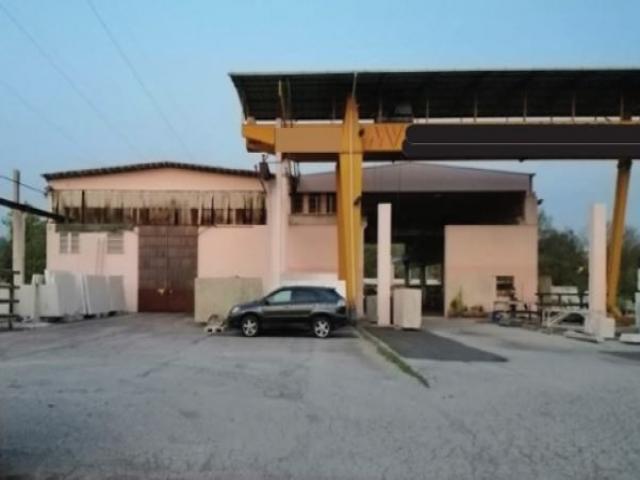 Fabbricati costruiti per esigenze industriali - viale brennero n. 7 Case - Fabbricati costruiti per esigenze industriali - viale brennero n. 7