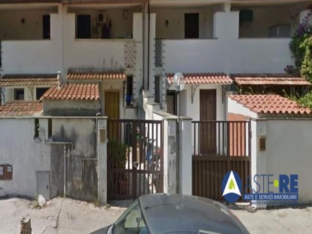 Case - Abitazione in villini - localitò torvaianica via polonia 34