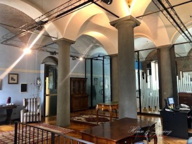 Case - Piazza solferino. ufficio di prestigio pianto terra