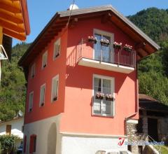 Sonico casa indipendente come nuova