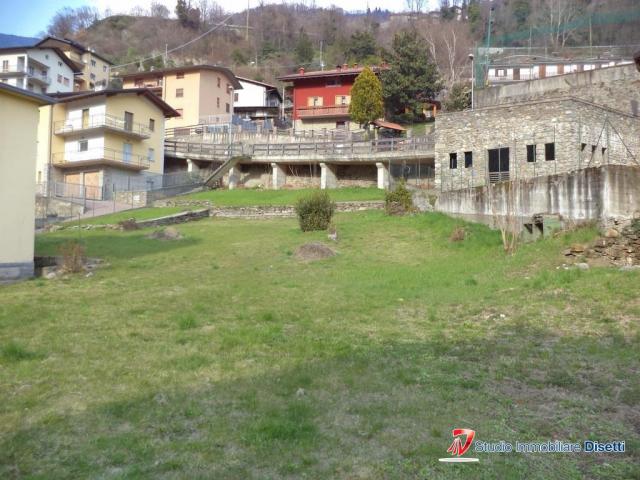 Appartamenti in Vendita - Cedegolo vendesi immobile d'epoca con terreno