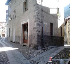 Case - Edolo vendesi locale commerciale