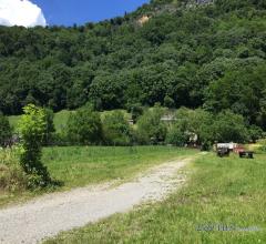 Canzo - villa unifamiliare con giardino e box