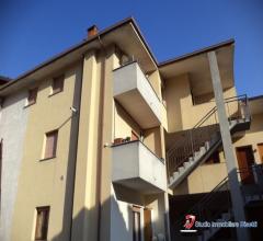 Edolo centro vendesi bilocale arredato con box