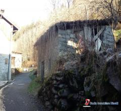 Case - Incudine vendesi rustico da ristrutturare