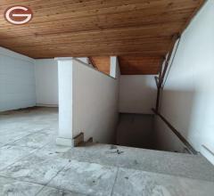 Appartamenti in Vendita - Casa indipendente in vendita a cittanova centrale