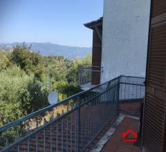 Case - Vezzano ligure (sp), piano superiore di villa bifamiliare