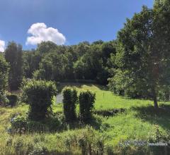 Appartamenti in Vendita - Terreno edificabile per villetta singola