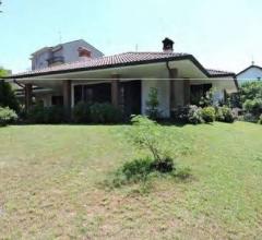 Case - Villa - via giacomo matteotti 19