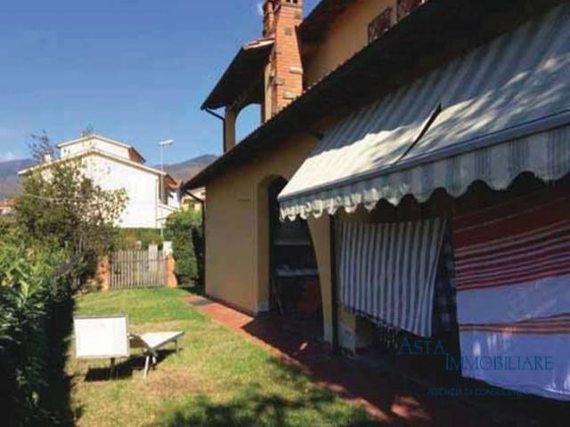 Case - Villa - via martiri della libertà 15 - loro ciuffenna (ar)