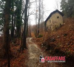 Bellagio rovenza - rustico con terreno di c.a. 8.700 mq