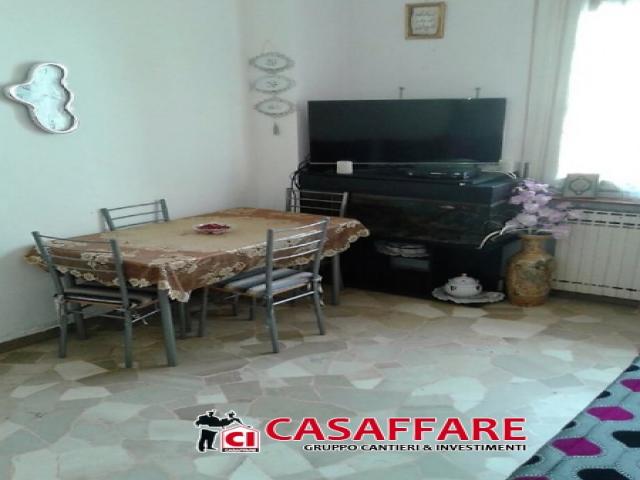 Case - Canzo - bilocale al primo piano con cantina e posto auto