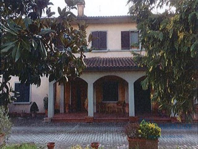 Case - Casa indipendente- localita' farniole - via del duca 186 - foiano della chiana (ar)