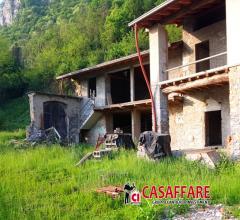 Cisano bergamasco - ampio cascinale del '600 da ultimare