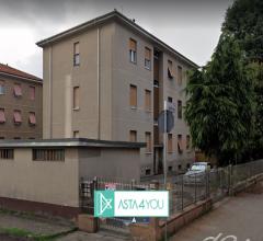 Case - Appartamento all'asta in via ugo mara 3, busto arsizio (va)