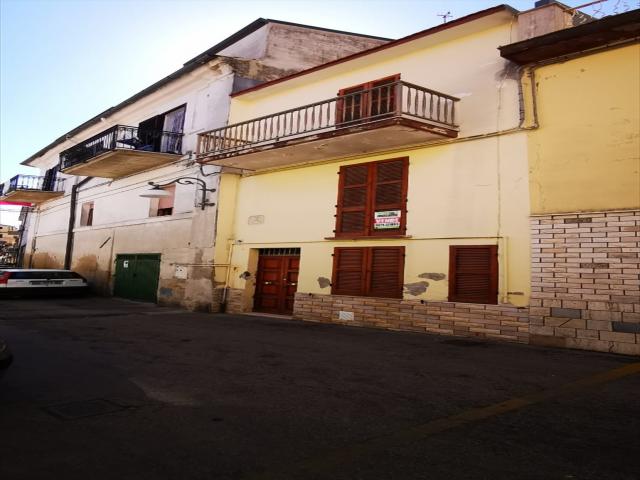 Casa indipendente in vendita a ortona santa maria - corso vittorio emanuele ii