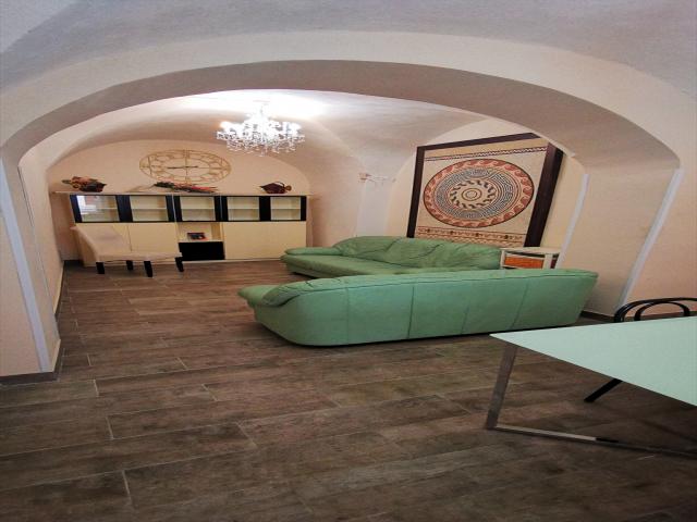Appartamenti in Vendita - Magazzino in affitto a chieti s. maria