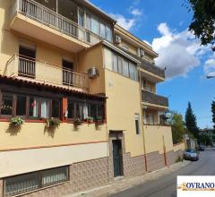 Case - Falconara/baida: appartamento ristrutturato 2° piano con balcone