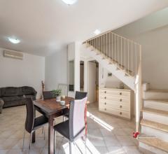 Appartamenti in Vendita - Villa con piscina partanna/mondello