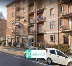 Case - Appartamento all'asta in via manzoni 44, arcore (mb)