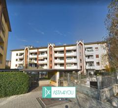 Case - Appartamento all'asta in via monte grappa 16, muggio' (mb)
