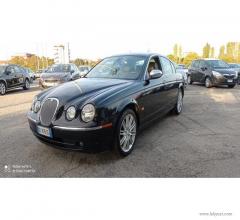 Auto - Jaguar s-type 2.7d v6 executive