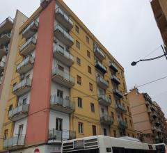 Case - Residenziale - vendita appartamento- via oreto