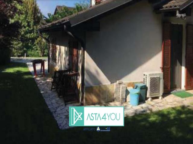 Case - Villa all'asta in via don edoardo negri snc, torre d'isola (pv)