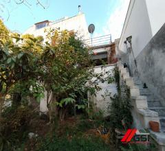 Case - Palazzo ottocentesco con giardino a ostuni