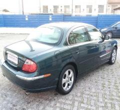 Auto - Jaguar s-type