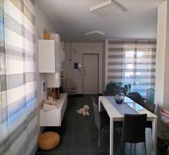 Appartamenti in Vendita - Abitazione indipendente con giardino